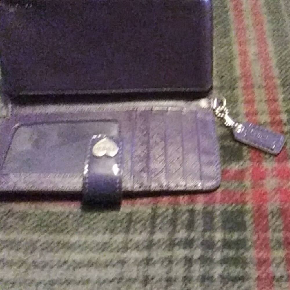 Wallet - Picture 3 of 3